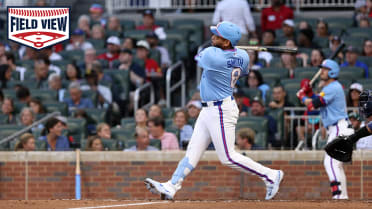 Field View: Dominic Smith's solo homer