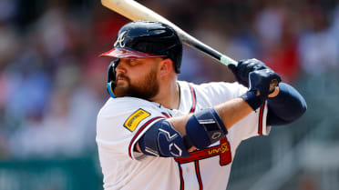 Rowdy Tellez's two-run home run (1)
