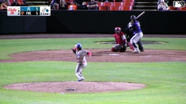 Colin Yeaman doubles (4) on a sharp line drive to left fielder Carter Mathison. Braylin Tavera scores. Colin Yeaman to 3rd. Colin Yeaman advances to 3rd, on a throwing error by shortstop Jose Colmenares.