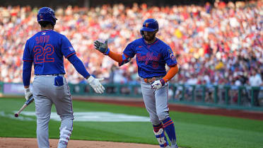 Mets pegan 7 HR en aplastante victoria