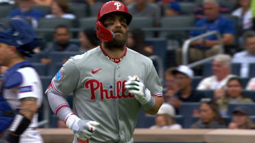 Bryce Harper pega sac fly