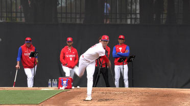 Rob Thomson on Wheeler's first bullpen of 2026