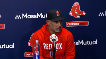 Alex Cora on Garrett Crochet's start and Trevor Story