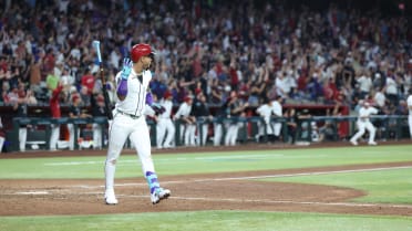 Ketel Marte's two-run homer (10)