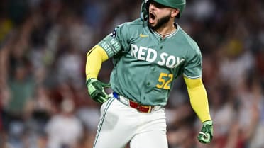 Wilyer Abreu's solo home run (8)