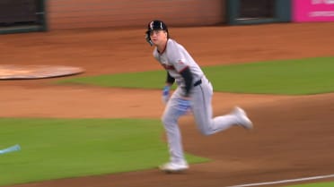 Petey Halpin hits a triple