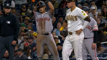 Jung Hoo Lee's RBI single