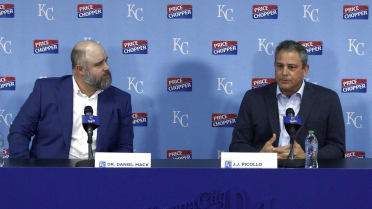 Royals announce new Kauffman Stadium dimensions 