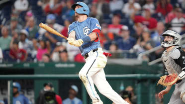 Jonrón de Jacob Young para el empate