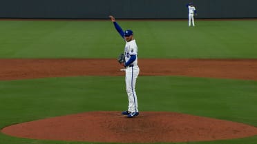 Lucas Erceg escapes trouble in the 8th 