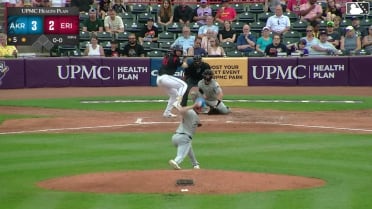 Josue Briceño's solo homer