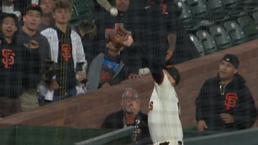 Casey Schmitt's non-catch stands after review