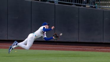 Carson Benge's diving catch!