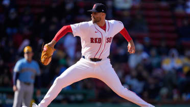 Tyler Samaniego strikes out the side in debut