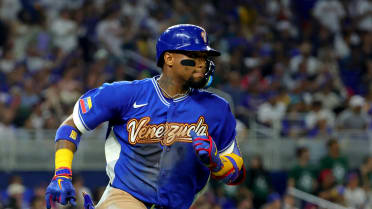 Ronald Acuña Jr.'s RBI single