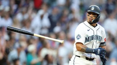 Jhonny Pereda's three-run home run (2)