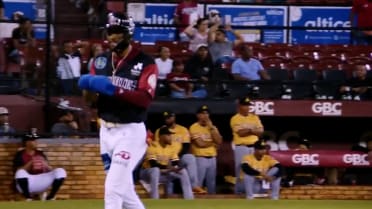 Johan Rojas anota por un error