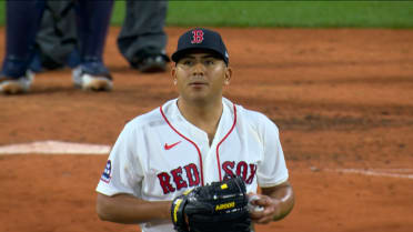 Ranger Suárez poncha a ocho 