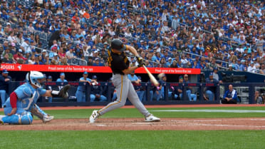 Data Viz: Bryan Reynolds' 440-foot home run