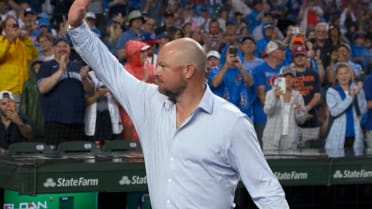 Jon Lester inducted in Chicago Cubs Hall of Fame