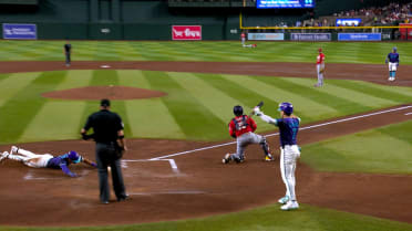Ildemaro Vargas' sacrifice fly 