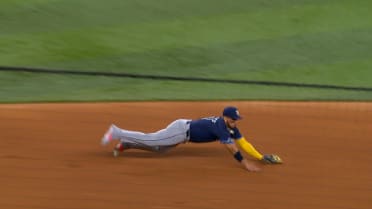 Isaac Paredes' diving play