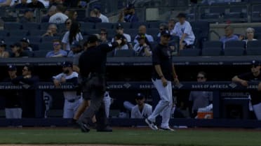 Aaron Boone gets ejected from game