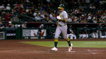 Jonah Heim's go-ahead sac fly