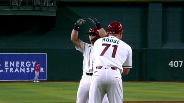 Tommy Troy remolca con triple