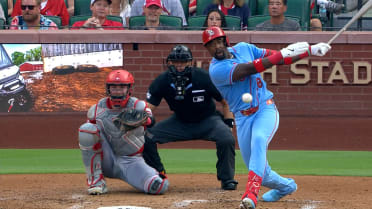Jordan Walker legs out a double in the 3rd