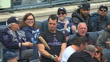 Anthony Volpe's bat goes into the stands