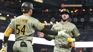 Padres' five-run 3rd inning
