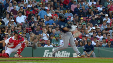 Jhonny Pereda's two-run single