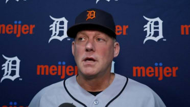 A.J. Hinch on Framber Valdez, offense, more