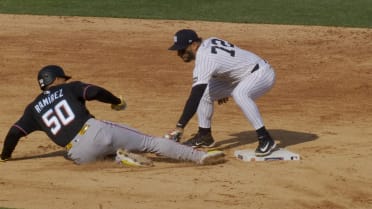 Ryan Yarbrough pesca a Ramírez en 2da base