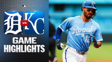 Nick Loftin batea un jonrón de tres carreras en victoria 11-7 de Reales