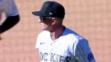 TJ Rumfield hace un gran fildeo