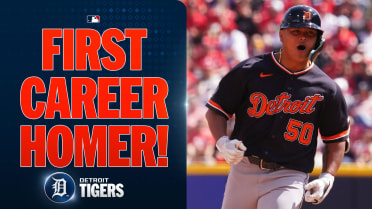 Hao-Yu Lee's first career home run