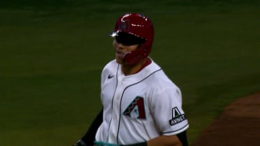 José Fernández pega su primer HR en MLB 
