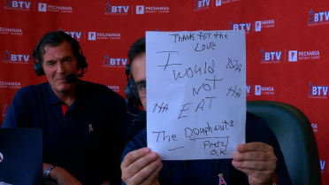 Angels Broadcast shows off note from Clyde Wright