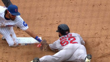 Wilyer Abreu out at second after Cubs challenge