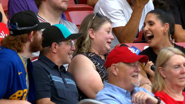Troy Johnson's family joins the Marlins' broadcast 