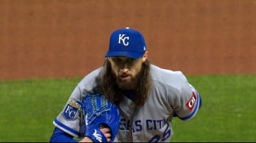 Matt Strahm picks up K in 400th career appearance