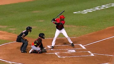 Junior Lake empuja con roletazo