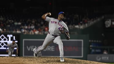 Huascar Brazobán gets out of the jam in the 10th