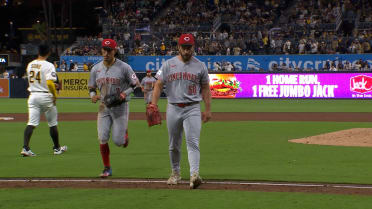 Sam Moll lo manda a extra innings