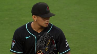 Jonathan Loáisiga escapes bases-loaded jam with K