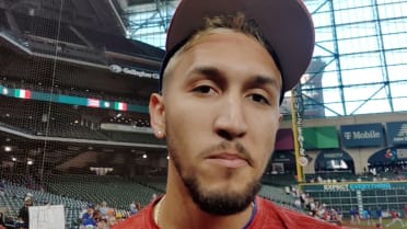 Elmer Rodríguez disfruta el Clásico Mundial