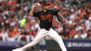 Zach Eflin works out of trouble