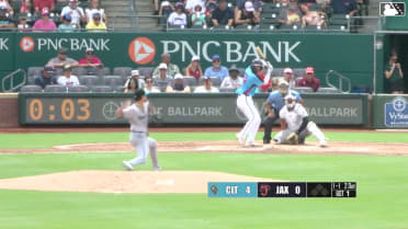 Joe Mack homers (3) on a fly ball to right center field.